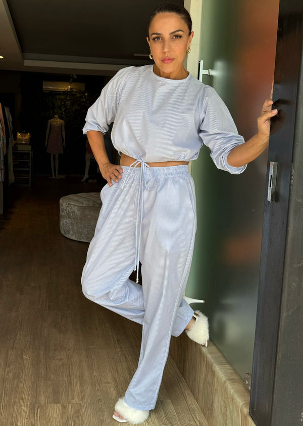 Pijama com Calça Risca de Giz Azul