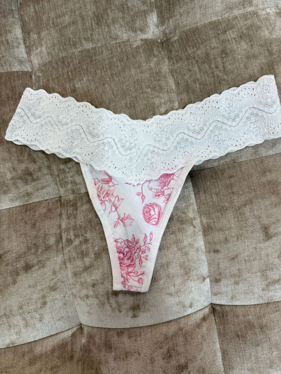 Kit com 10  Calcinhas Cós Renda Estampadas