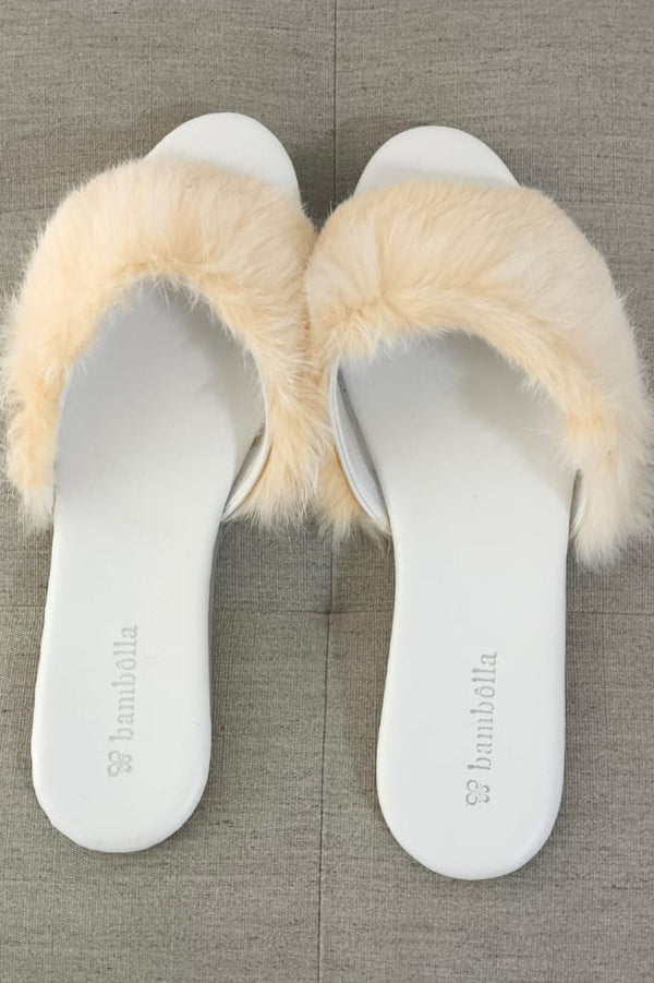 Chinelo De Quarto Flat Pluminhas Off White