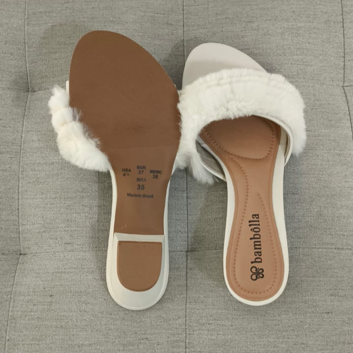 Chinelo De Quarto com Saltinho e Pelinhos Off White
